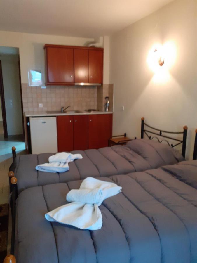 Ιωλκοσ Aparthotel Loutra Aidhipsou Exteriör bild