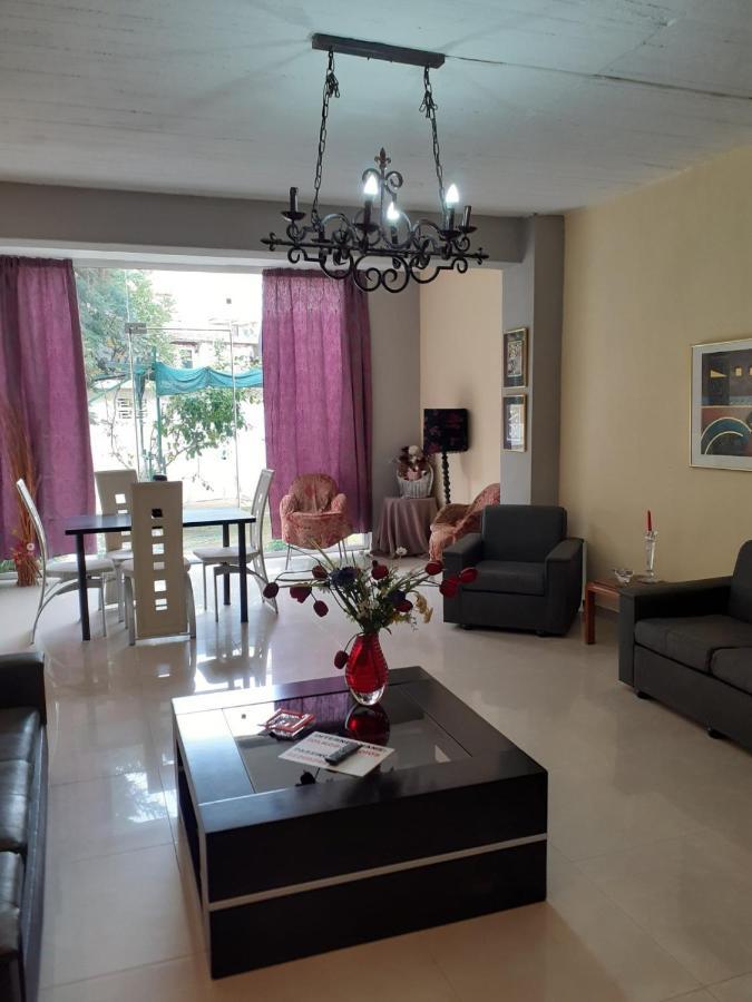 Ιωλκοσ Aparthotel Loutra Aidhipsou Exteriör bild